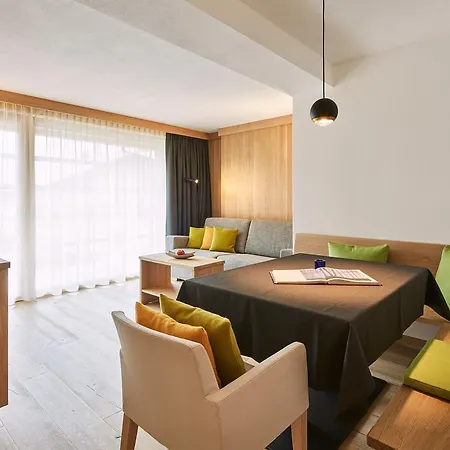 Mugun Aparthotel 3*