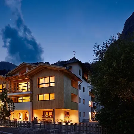 Mugun Aparthotel Corvara In Badia
